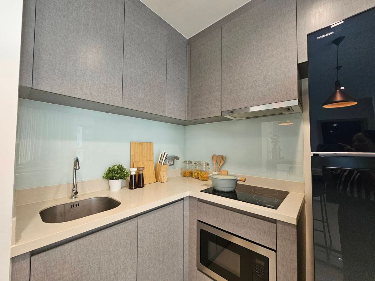 For SaleCondoSukhumvit, Asoke, Thonglor : For sale, beautiful room !!!! Rhythm Sukhumvit 36-38 2 bedrooms near BTS Thonglor, contact 065-6641496 (Emmy)