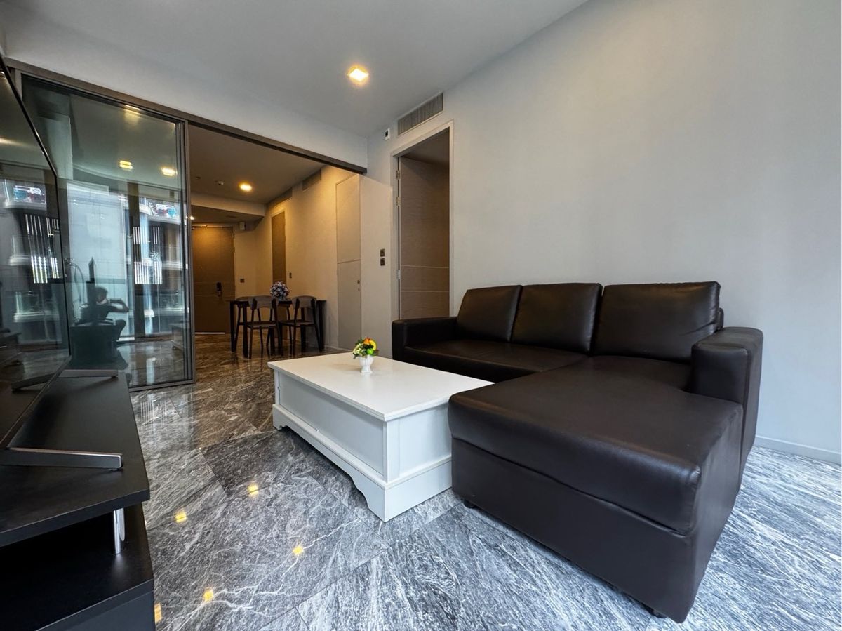 ให้เช่าคอนโดสุขุมวิท อโศก ทองหล่อ : Pet Friendly Condo Ashton Residence 41 
68 sqm 