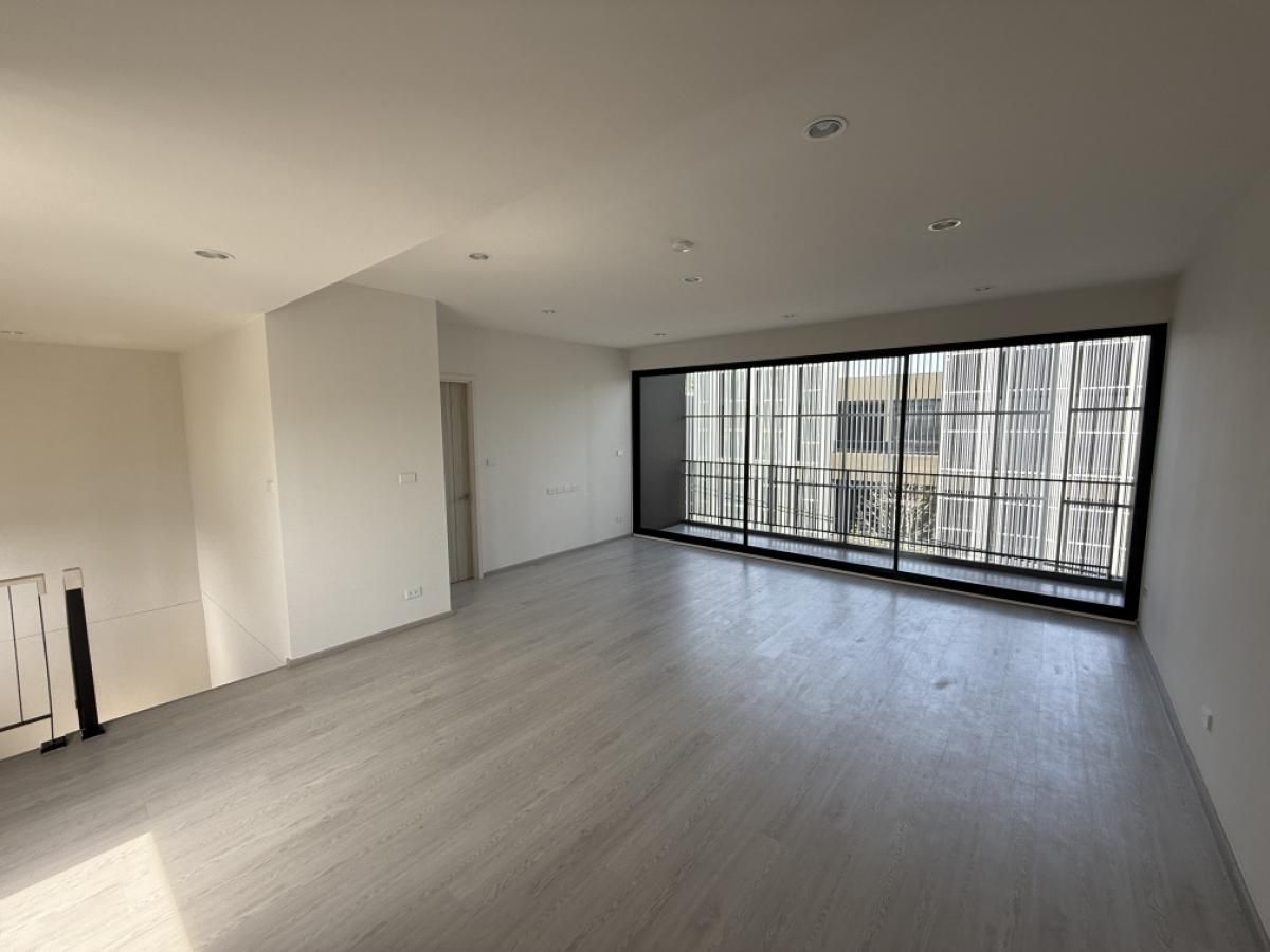 ขายอาคารพาณิชย์สุขุมวิท อโศก ทองหล่อ : 🏠อาคารแฝดสองหลังติดกัน 4 ชั้น ทำเลดี ใจกลางเมือง พร้อมที่จอดรถมากกว่า 10 คัน ทำเลดี  เดินเพียงไม่ไกลถึง BTS ช่องนนทรี และ MRT ลุมพินี