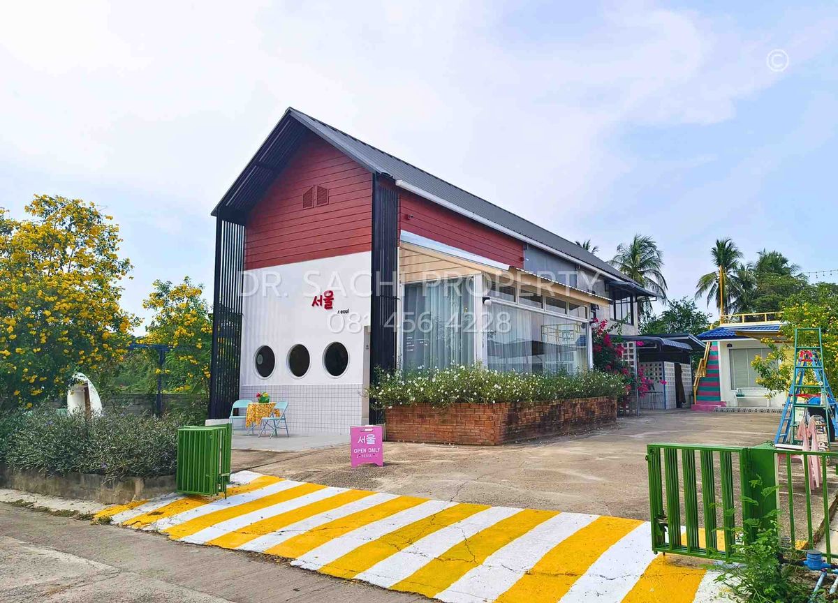 ขายบ้านลำพูน : ขายบ้าน ในตัวเมืองลำพูน 122.7 ตรว. พร้อมกิจการ ค่าเฟ่ บรรยากาศดี