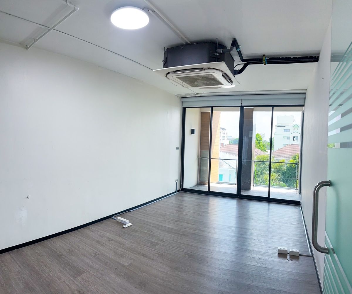 ให้เช่าโฮมออฟฟิศพระราม 9 เพชรบุรีตัดใหม่ RCA : 🔥ให้เช่า The Element Rama9 Home Office (拉玛九商住两用房)  สุดหรู ทำเลดี ใกล้ห้างThenine เพียง1นาที