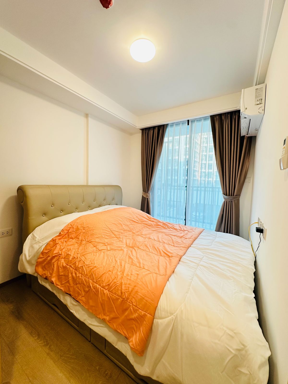 ให้เช่าคอนโดพัฒนาการ ศรีนครินทร์ : 🏡✨ ให้เช่า Regal Srinakarin 40 | 2 ห้องนอน | วิวดี | 39 ตร.ม. | ราคา 18,000 บาท 🌆🔑
