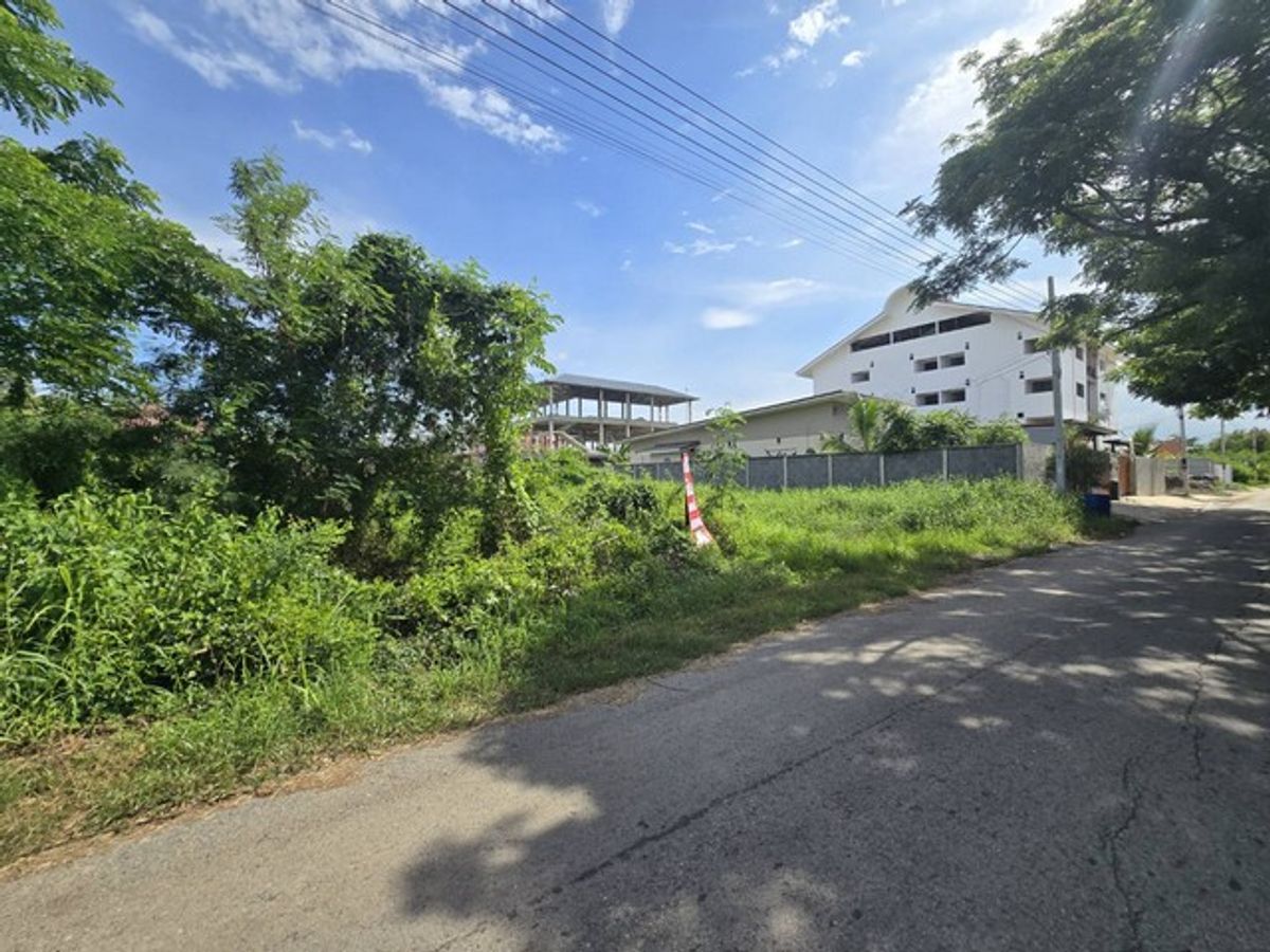 ขายที่ดินปทุมธานี รังสิต ธรรมศาสตร์ : ขายที่ดินถมแล้ว 208.4 ตร.ว คลองสาม (ใกล้วัดธรรมกาย) กว้าง 26 ม. ลึก 30 ม. เหมาะสร้างบ้าน