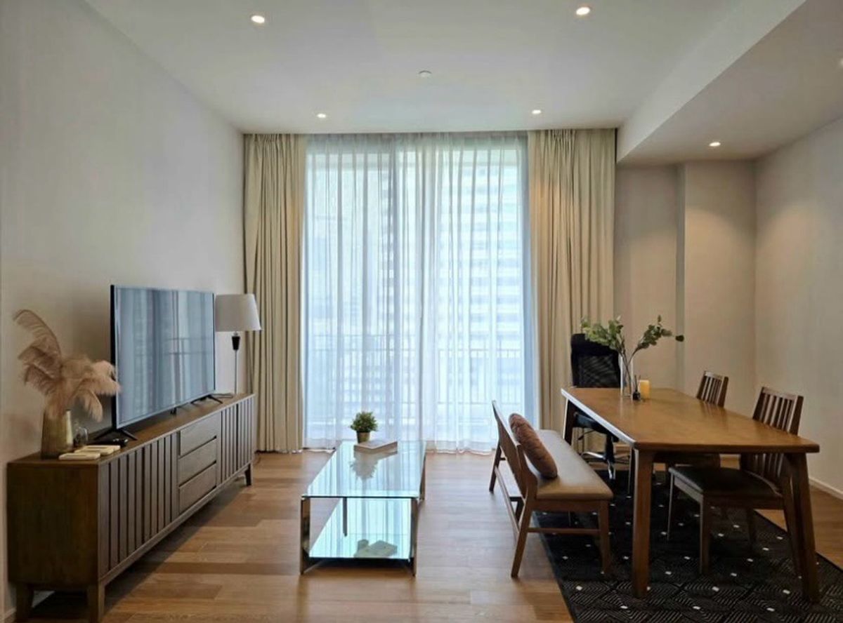 ให้เช่าคอนโดวิทยุ ชิดลม หลังสวน : MUNIQ LANGSUAN For rent 115,000฿🔥🔥Rent: 2BR 🛌 Luxury project  Pets Friendly 🐶