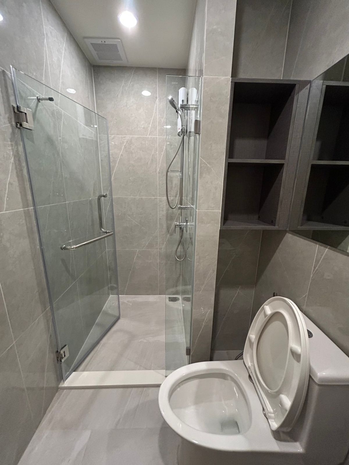 For RentCondoRama9, Petchburi, RCA : 🔥🔥 NUE District R9 rental size 26 sqm 🔥🔥