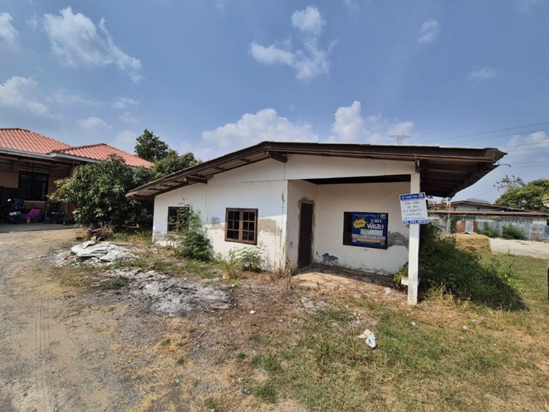ขายบ้านราชบุรี : 127 หมู่ 7 เพชรเกษม-บ้านเขาลอย ดอนตะโก เมืองราชบุรี ราชบุรี