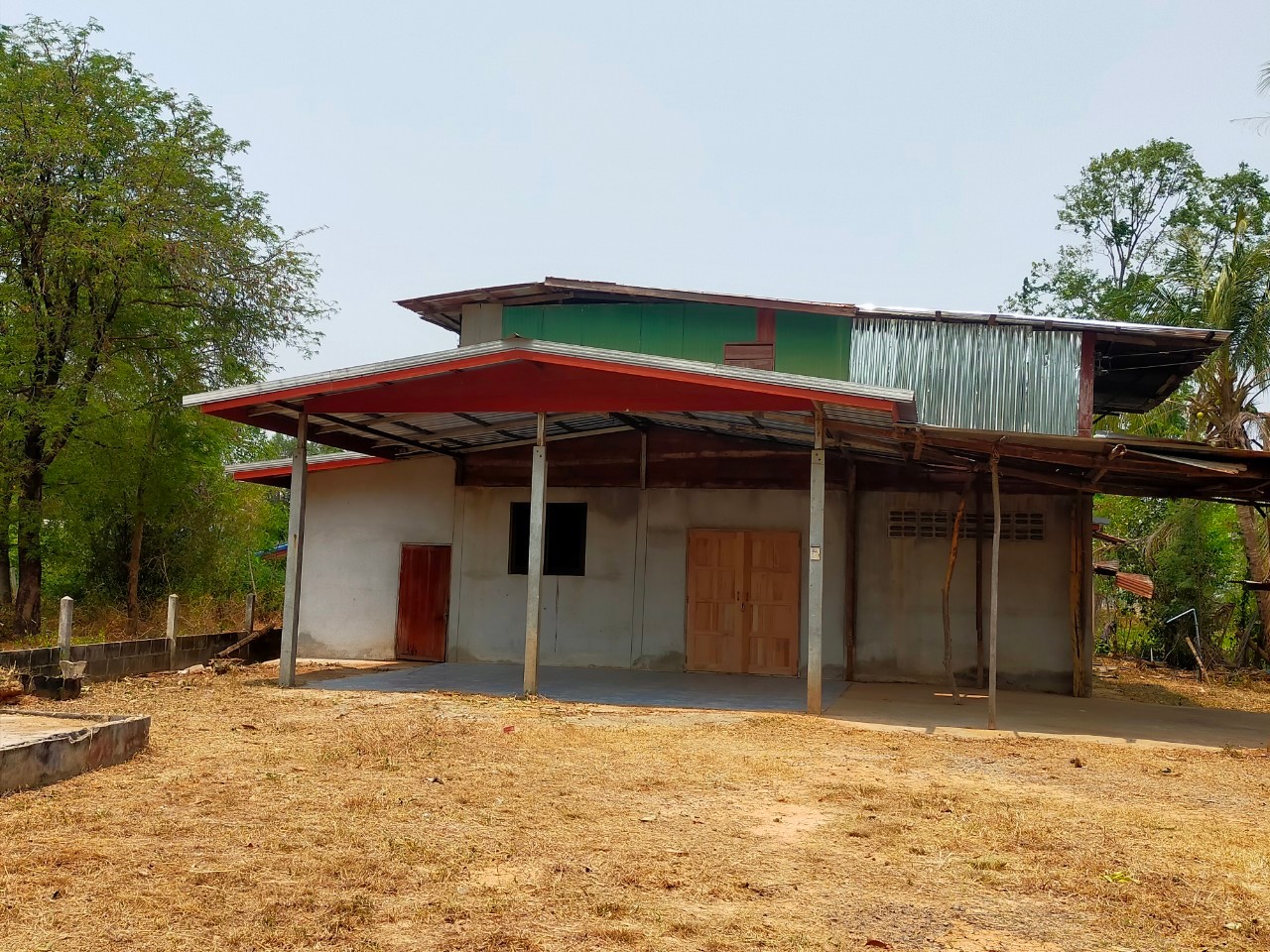 ขายบ้านร้อยเอ็ด : 134, หมู่ 11 บ้านโพธิ์ศรี ร้อยเอ็ด-เชียงขวัญ (รอ.4026) บ้านเขือง เชียงขวัญ ร้อยเอ็ด