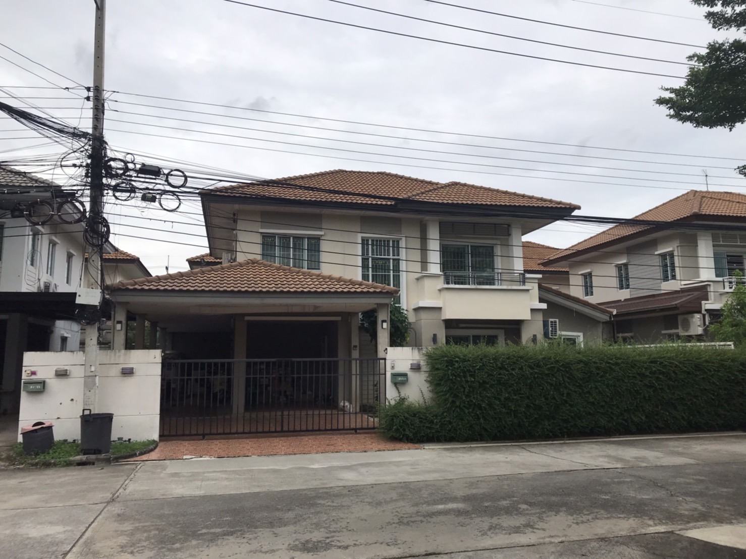 ขายบ้านปทุมธานี รังสิต ธรรมศาสตร์ : หมู่บ้านพฤกษา วิลเลจ 35 37/22 , หมู่บ้านพฤกษา วิลเลจ 35 ถนนเลียบคลอง 3 คลองสาม คลองหลวง ปทุมธานี
