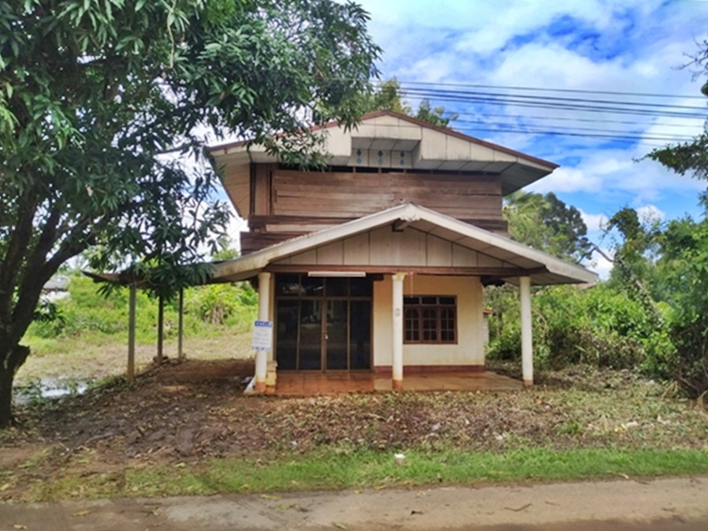 ขายบ้านอุบลราชธานี : 15 ถนนบ้านดงสว่าง-บ้านคำอุดม ท่าโพธิ์ศรี-น้ำยืน (2171) โนนสวรรค์ นาจะหลวย อุบลราชธานี