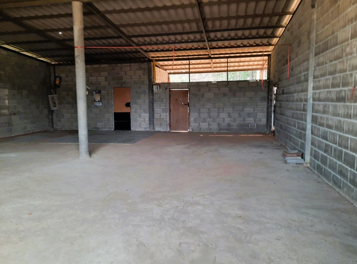 ขายบ้านลำปาง : บ้านแม่เติน 180 หมู่ 3 บ้านแม่ถอด-บ้านแม่เติน แยกจากถนนพหลโยธิน(ทล.1) แม่ถอด เถิน ลำปาง