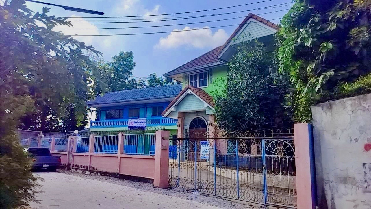 ขายบ้านปทุมธานี รังสิต ธรรมศาสตร์ : 59/6 ซอยบ้านกระแซง 10 วัดเสด็จ-ศูนย์ศิลปาชีพบางไทร บ้านกระแชง เมืองปทุมธานี ปทุมธานี