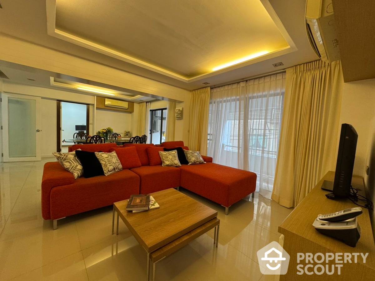 For SaleCondoSukhumvit, Asoke, Thonglor : 2-BR Condo at Yada Residental Condominium near BTS Phrom Phong