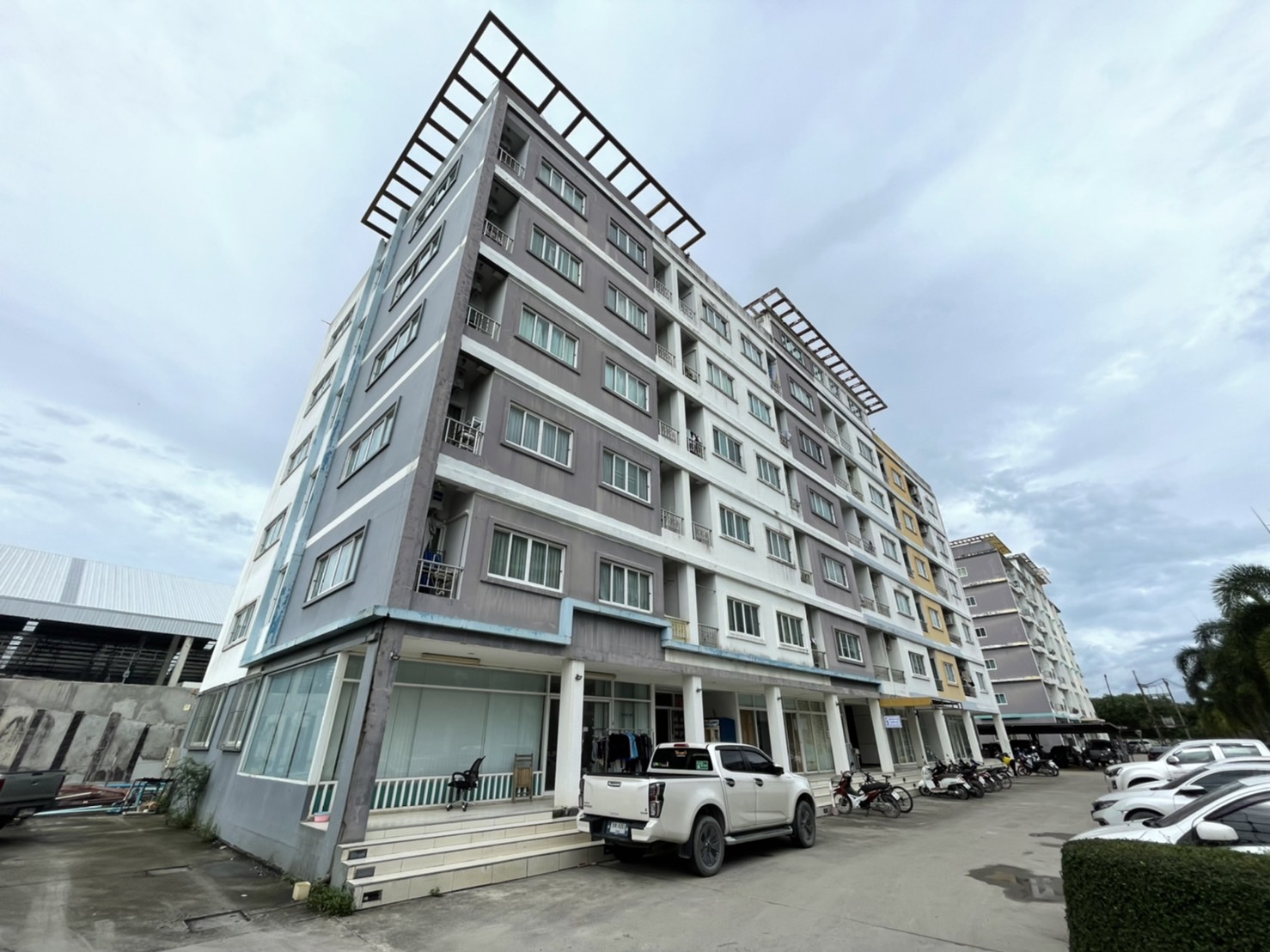 ขายคอนโดระยอง : ขายห้องชุด โครงการแพลตตินั่ม เพลส คอนโด