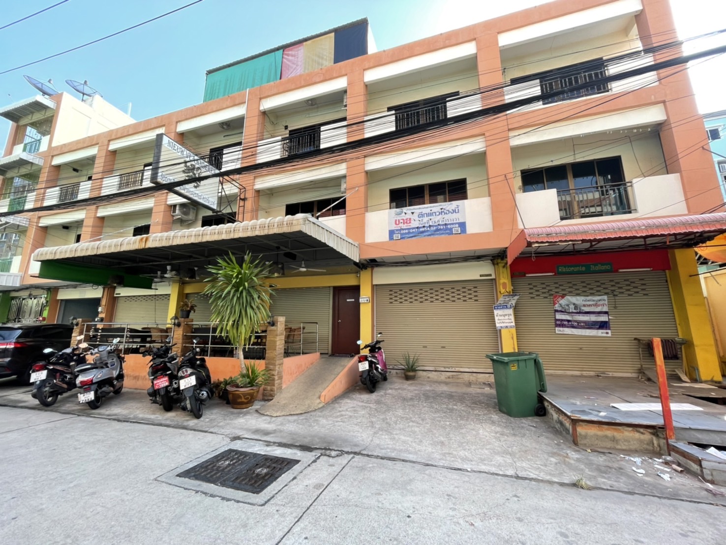 For SaleShop HousePattaya, Bangsaen, Chonburi : 420/133 Moo 9, Central Pattaya Soi 13, Central Pattaya, Nong Prue, Bang Lamung, Chon Buri