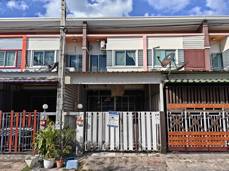 For SaleTownhomePattaya, Bangsaen, Chonburi : The Next Town Home Sriracha 149/153 Soi Chumachai Nong Wa Soi 7, separate from Chonburi-Pattaya Road (Tor. 7) Bueng Sriracha, Chon Buri