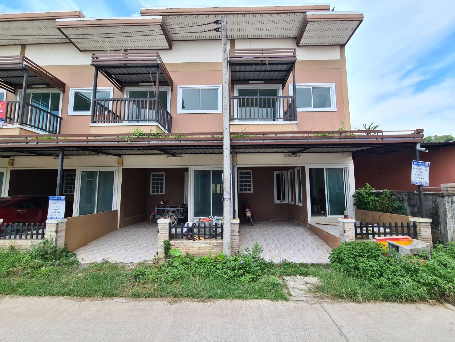 For SaleTownhomeNakhon Si Thammarat : 252, 252/1 Soi Khok Wua, separated from Thung Song Road-Nabon (2001)