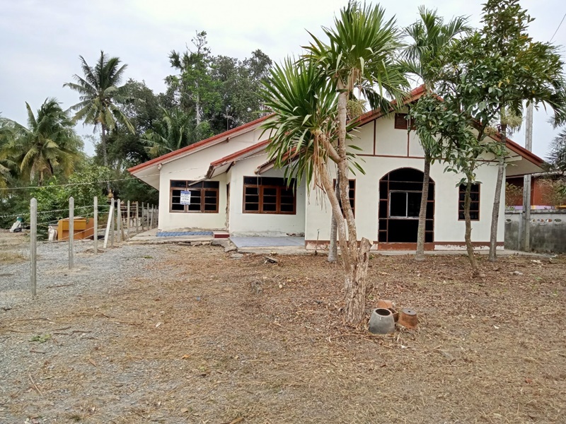 ขายบ้านสุพรรณบุรี : บ้านพักอาศัยตึกชั้นเดียว