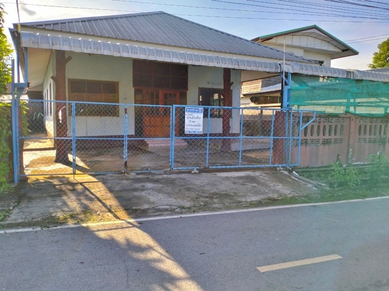 ขายบ้านชัยภูมิ : บ้านพักอาศัยตึกชั้นเดียว ห่างจากทางหลวงชนบทสายบ้านโคกสะอาด-บ้านหัวคูสระ ประมาณ 	122 เมตร