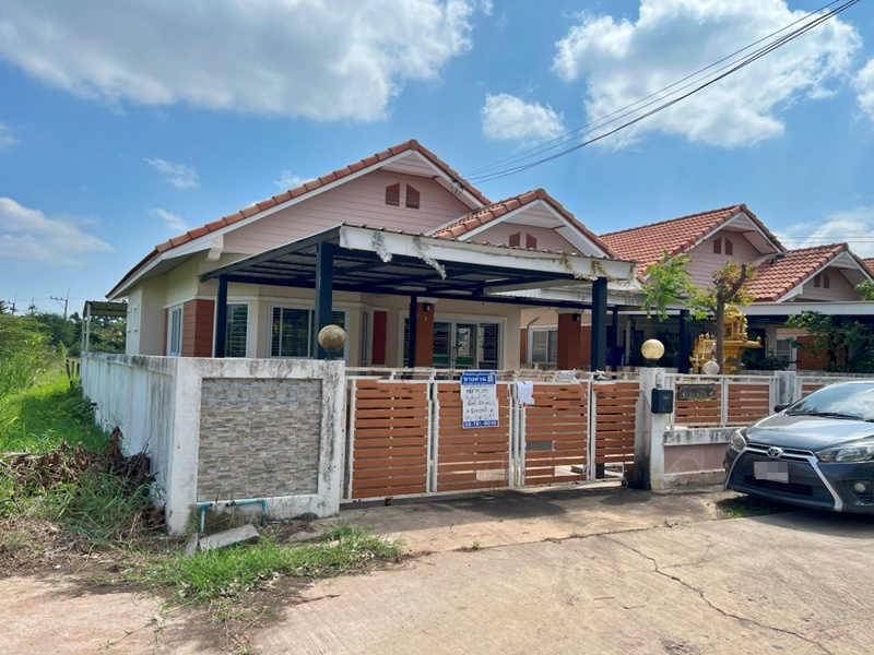 For SaleHousePak Chong KhaoYai : Non eggplant 310/3, alley, no name, separate from the canal road, irrigation, ten thousand Viyai, Mueang Nakhon Ratchasima, Nakhon Ratchasima