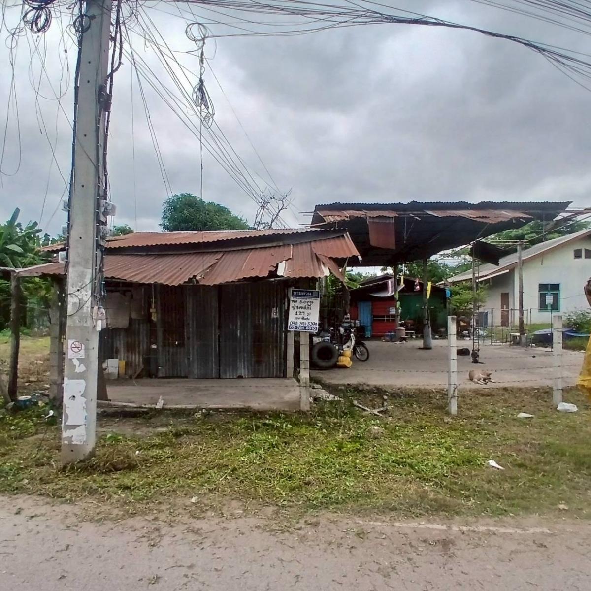 For SaleHouseLop Buri : 43/1, Ban Yongsawat-Khlong Ket-Khlong Manao, Suranai Road (Tor. 205) Khlong Ket Khok Samrong Lop Buri