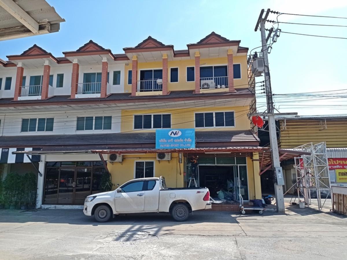 ขายอาคารพาณิชย์ขอนแก่น : อาคารพาณิชย์ 3 ชั้น ห่างจากถนนมิตรภาพ (ทล.2) ประมาณ 478 เมตร ประตูน้ำขอนแก่น