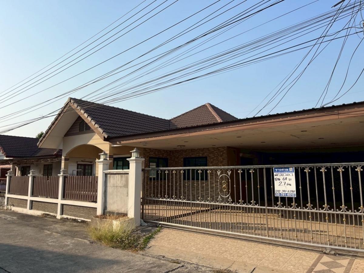 ขายบ้านสระบุรี : บ้านเดี่ยว 1 ชั้น ห่างจากถนนเทศบาล 4  ประมาณ 54 เมตร บัวหลวง