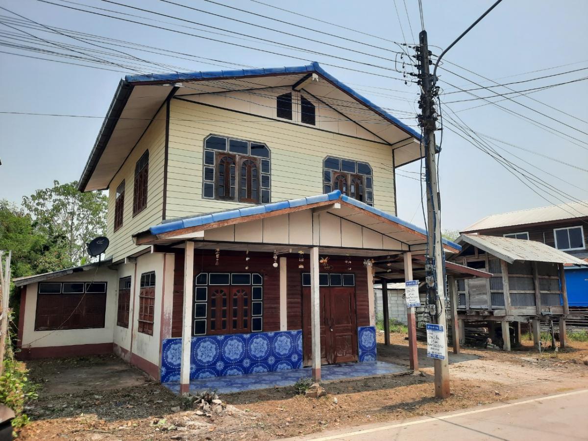 ขายบ้านเลย : บ้านพักอาศัยครึ่งตึกครึ่งไม้ 2 ชั้น