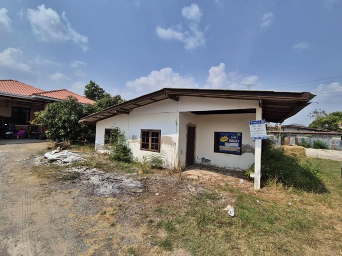 ขายบ้านราชบุรี : บ้านพักอาศัยตึกชั้นเดียว ห่างจากถนนเพชรเกษม-บ้านเขาลอย ประมาณ 42 เมตร