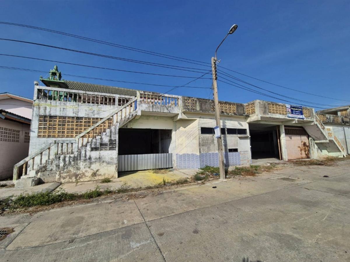 ขายโกดังสมุทรปราการ สำโรง : ที่ดินพร้อสิ่งปลูกสร้าง  บางปู ใหม่นคร เฟส 4