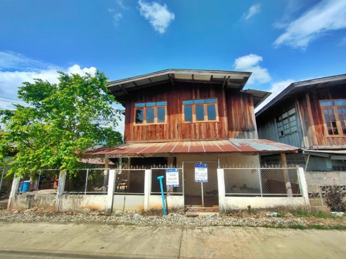 ขายบ้านเชียงราย : บ้านพักอาศัยครึ่งตึกครึ่งไม้ 2 ชั้น ห่างจากถนนสายเทิง-เชียงของ (ทล.1020) ประมาณ 510 เมตร