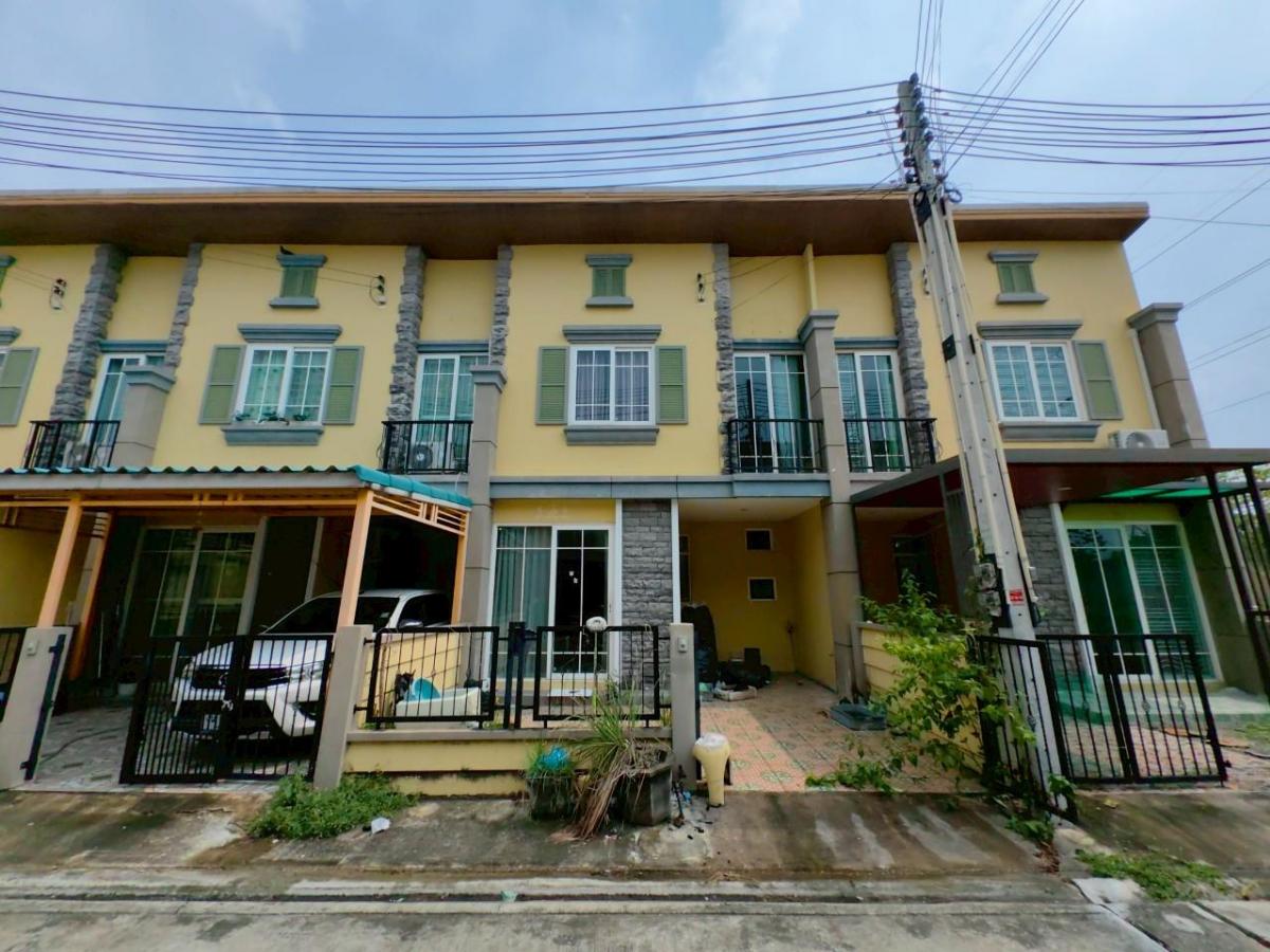 ขายทาวน์โฮมพัทยา บางแสน ชลบุรี สัตหีบ : ทาวน์เฮ้าส์ 2 ชั้น โกลเด้นทาวน์ ศรีราชา-อัสสัมชัญ