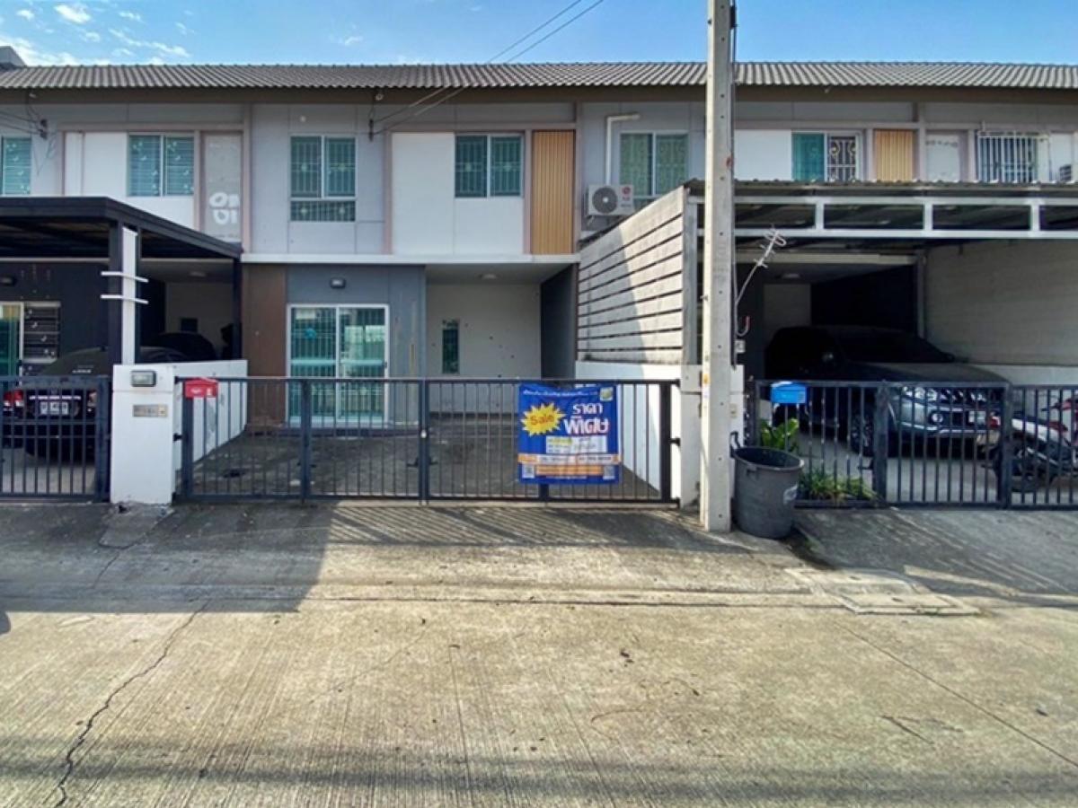 ขายทาวน์โฮมอยุธยา : ทาวน์เฮ้าส์ 2 ชั้น  พฤกษา ประตูน้ำพระอินทร์ 2