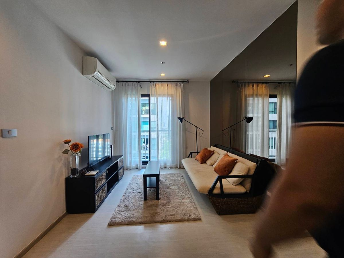 For SaleCondoSukhumvit, Asoke, Thonglor : Hot Deal !!!!! Rhythm Sukhumvit 36-38 2 bedrooms near BTS Thonglor only 7.9m Contact 065-6641496 (Emmy)