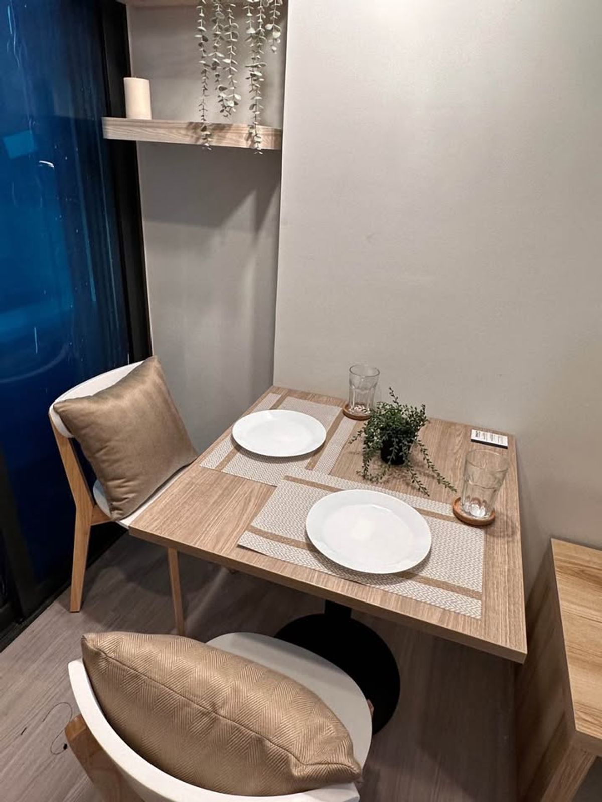 ขายคอนโดพระราม 9 เพชรบุรีตัดใหม่ RCA : 🔥 โอกาสสุดคุ้ม! Life Asoke Hype 1 ห้องนอน ตกแต่งสวย พร้อมเฟอร์ฯ ครบ อยู่เองก็ดี ปล่อยเช่าก็คุ้ม เดินทางสะดวก ใกล้  MRT พระราม 9