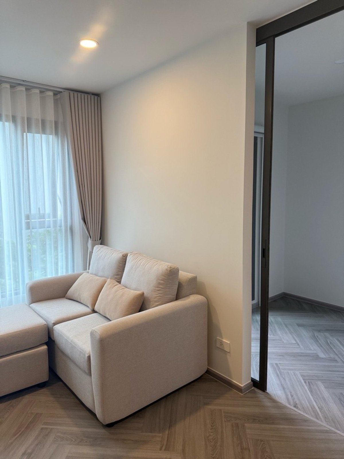 ให้เช่าคอนโดปิ่นเกล้า จรัญสนิทวงศ์ : [ให้เช่า] Aspire Arun Privé ✨แปลนพิเศษ ห้องครัวแยก 