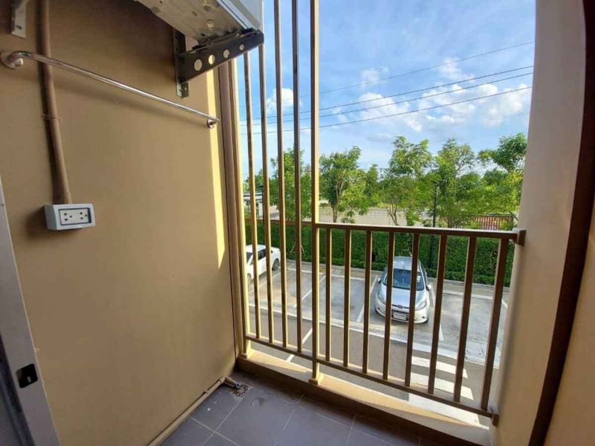 ขายคอนโดปิ่นเกล้า จรัญสนิทวงศ์ : For Sale: D Condo Taan Charan Low Rise Studio Unit