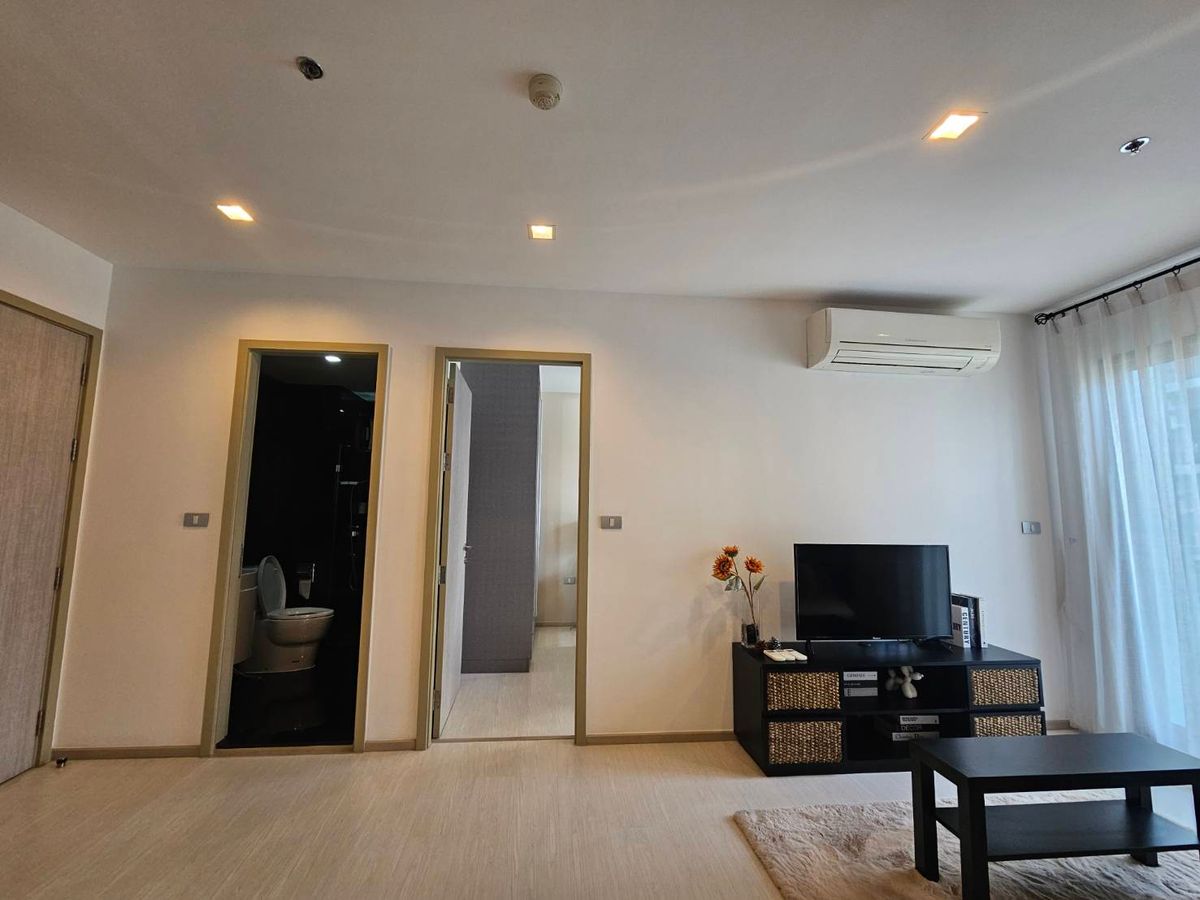 For SaleCondoSukhumvit, Asoke, Thonglor : Hot Deal !!!!! Rhythm Sukhumvit 36-38 2 bedrooms near BTS Thonglor only 7.9m Contact 065-6641496 (Emmy)