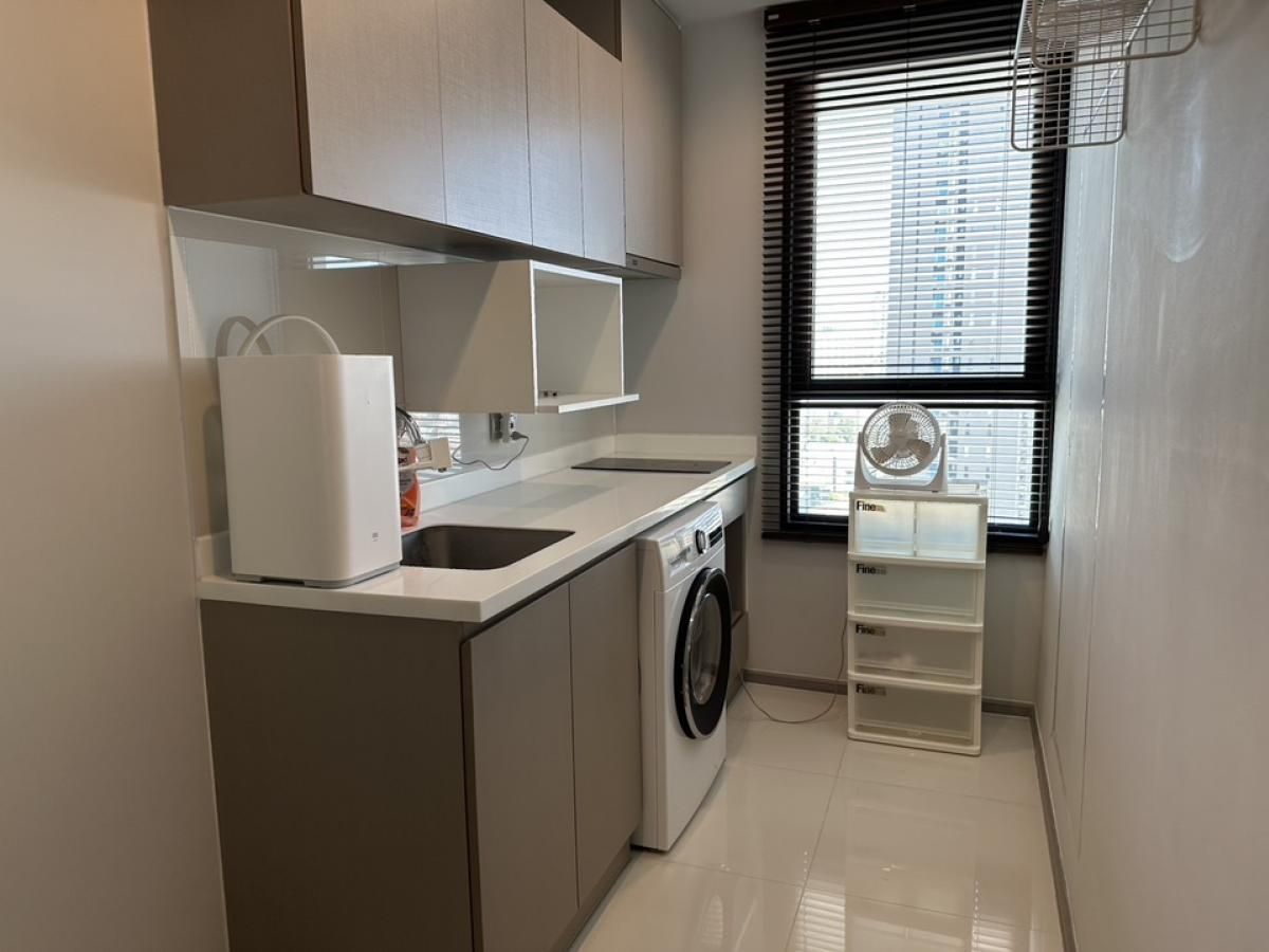 For SaleCondoLadprao, Central Ladprao : 🏙️ Fully-Furnished Corner Unit at Life Ladprao – Smart Layout with Built-In Furniture, Prime Location Next to BTS Ha Yaek Lat Phrao & MRT Phahon Yothin