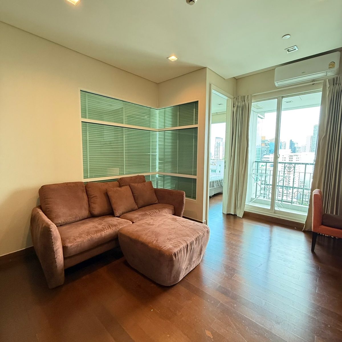 ให้เช่าคอนโดสุขุมวิท อโศก ทองหล่อ : ปล่อยเช่า Ivy Thonglor 1 ห้องนอน ขนาด 45 ตร.ม. ตกแต่งครบ พร้อมเข้าอยู่