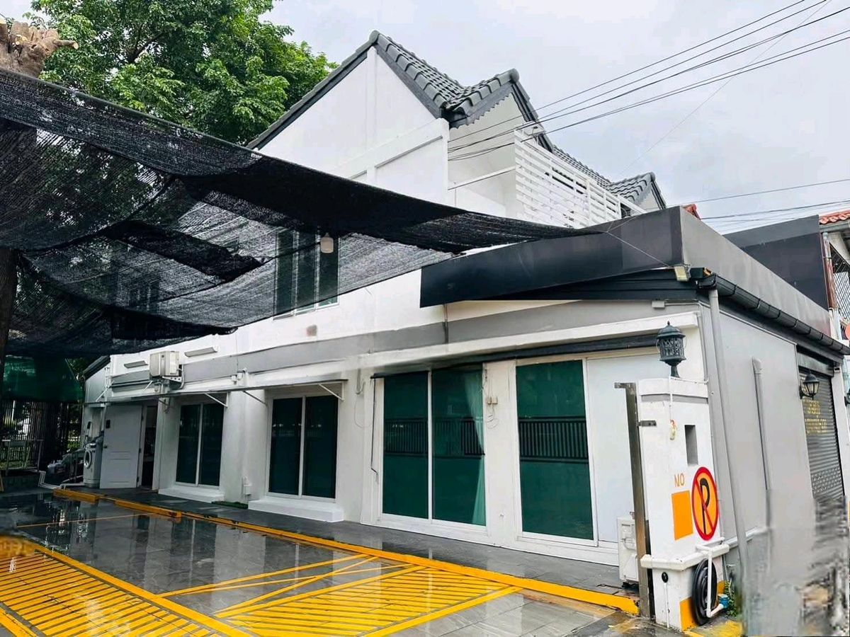 For RentHouseYothinpattana,CDC : 🌜🌟🌛 2 -story house for rent, good location, Ram Inthra express area