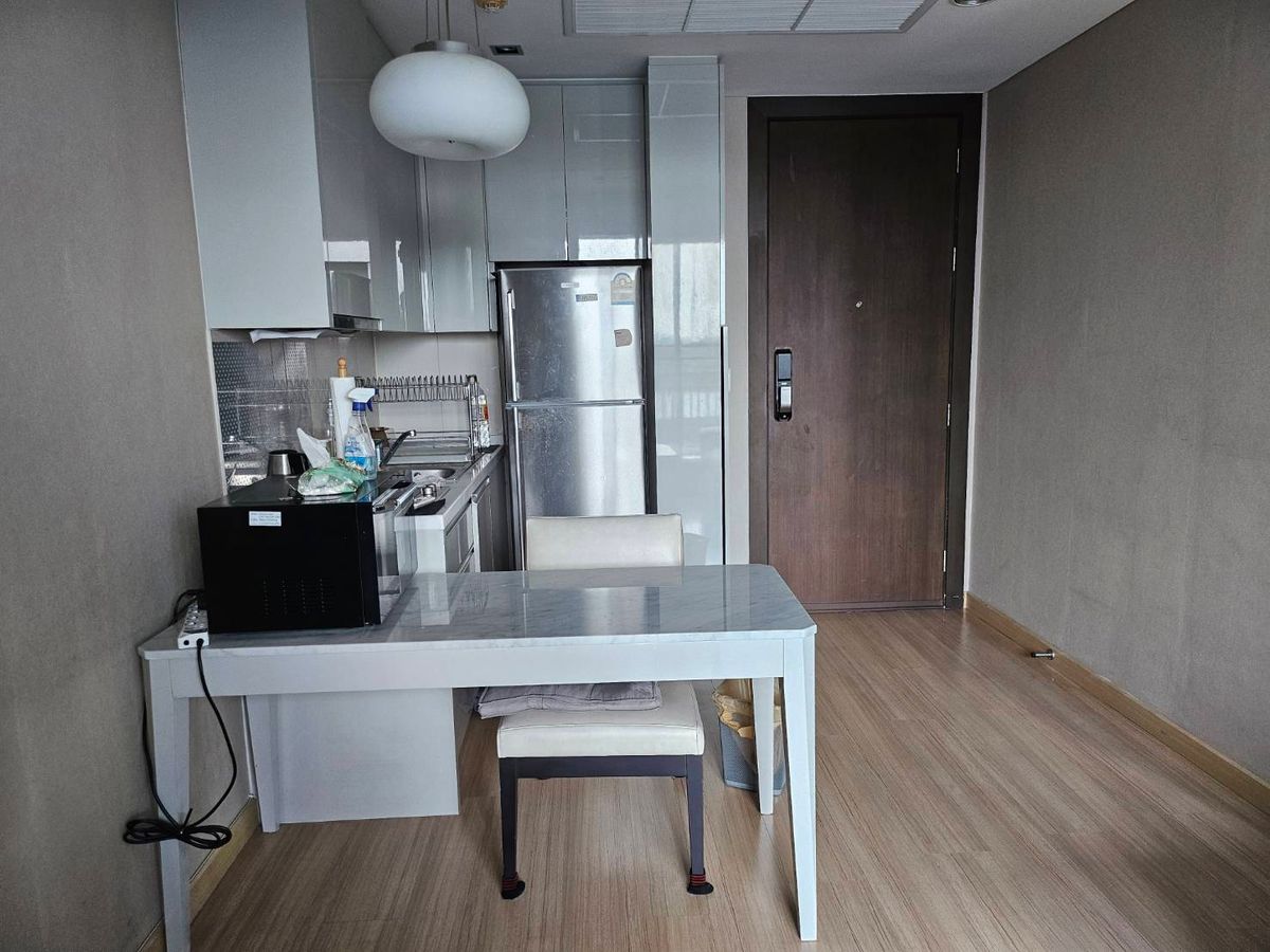 คอนโดราชเทวี พญาไท : คอนโดทำเลดี! The Address Phayathai เงียบสงบ ใกล้รถไฟฟ้า พญาไท ตึกวรรณสรณ์ ออกไปด่วนง่าย ใกล้รามา คณะเภสัชมหิดล ต้องห้ามพลาด หายากมากๆ สนใจติดต่อ 0876358339 