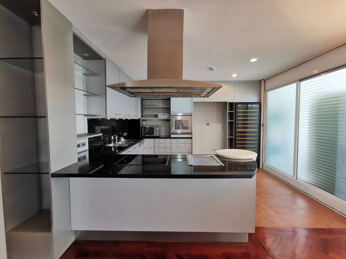 For SaleCondoSathorn, Narathiwat : For Sale with tenant: DUPLEX condo at Supreme Elegance, 2 BR/3 B, 220 sqm., classic and unique interior, Sathorn area