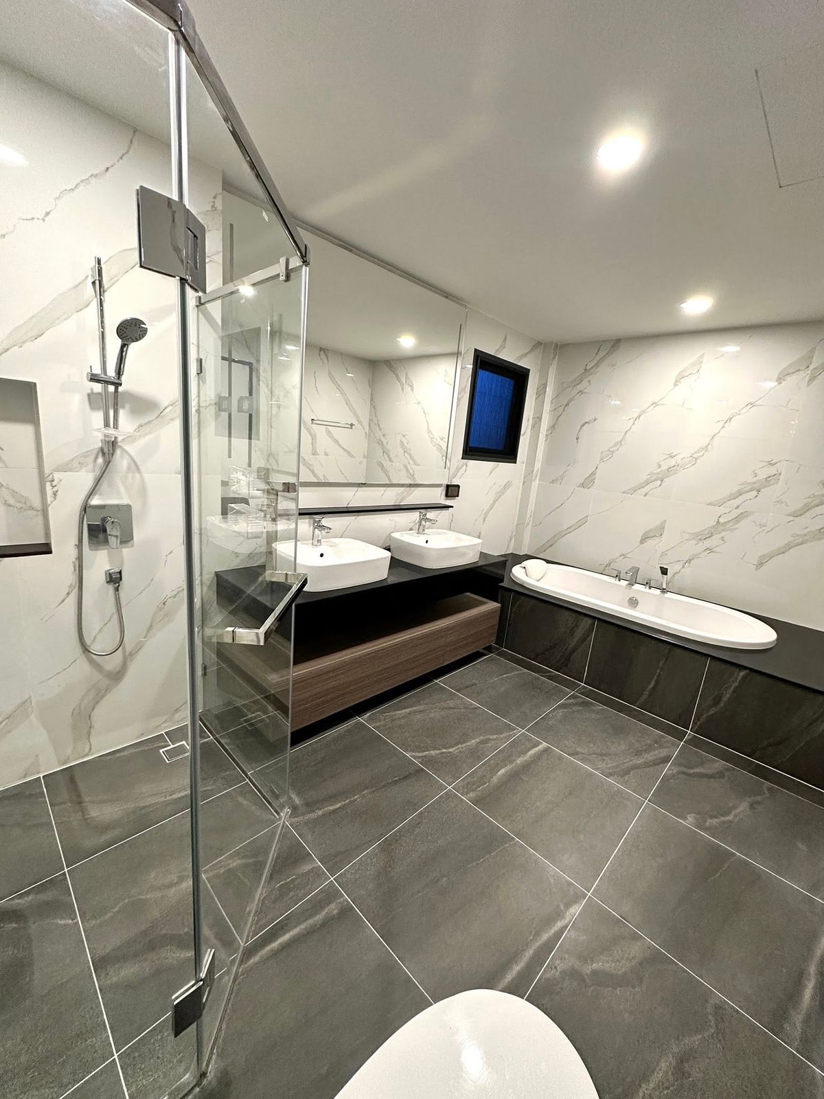 For RentHouseBangna, Bearing, Lasalle : K-6053 Urgent rent! The City Bangna is beautiful, ready to be near Bangna.