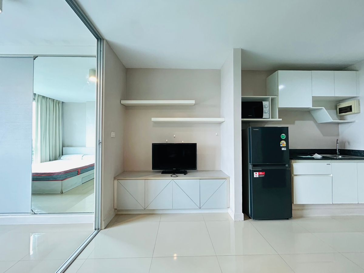 For RentCondoBangna, Bearing, Lasalle : Condo for rent Swift ABAC Bangna (1 bedroom) 8th floor, Building C on Bangna-Trad Road, Km.26