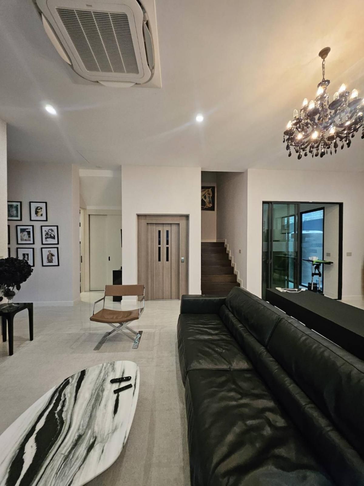 ขายบ้านเลียบทางด่วนรามอินทรา : ✨ The Honor Yothinpatthana — บ้านเดี่ยวโมเดิร์นลักซ์ชัวรี่ 5 ห้องนอน สำหรับครอบครัวที่ต้องการพื้นที่และความเป็นส่วนตัว ทำเลดี ใกล้ Central Festival EastVille