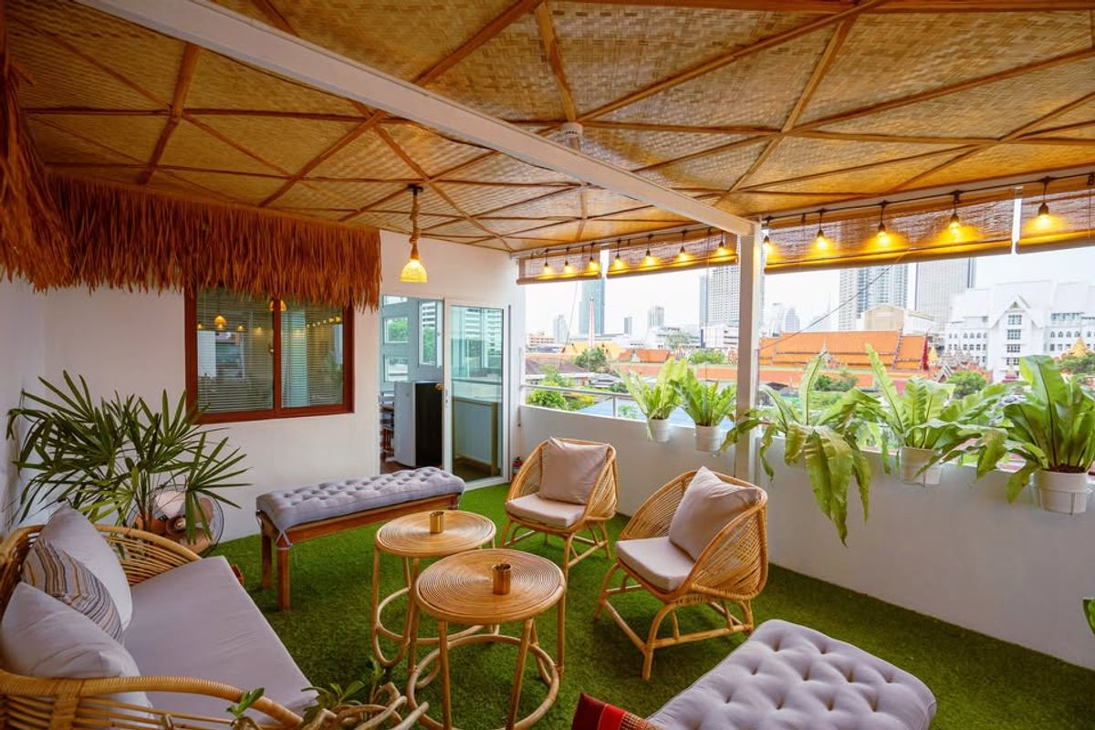 ให้เช่าสาทร นราธิวาส : Townhouse for rent open for Residential or Air BNB