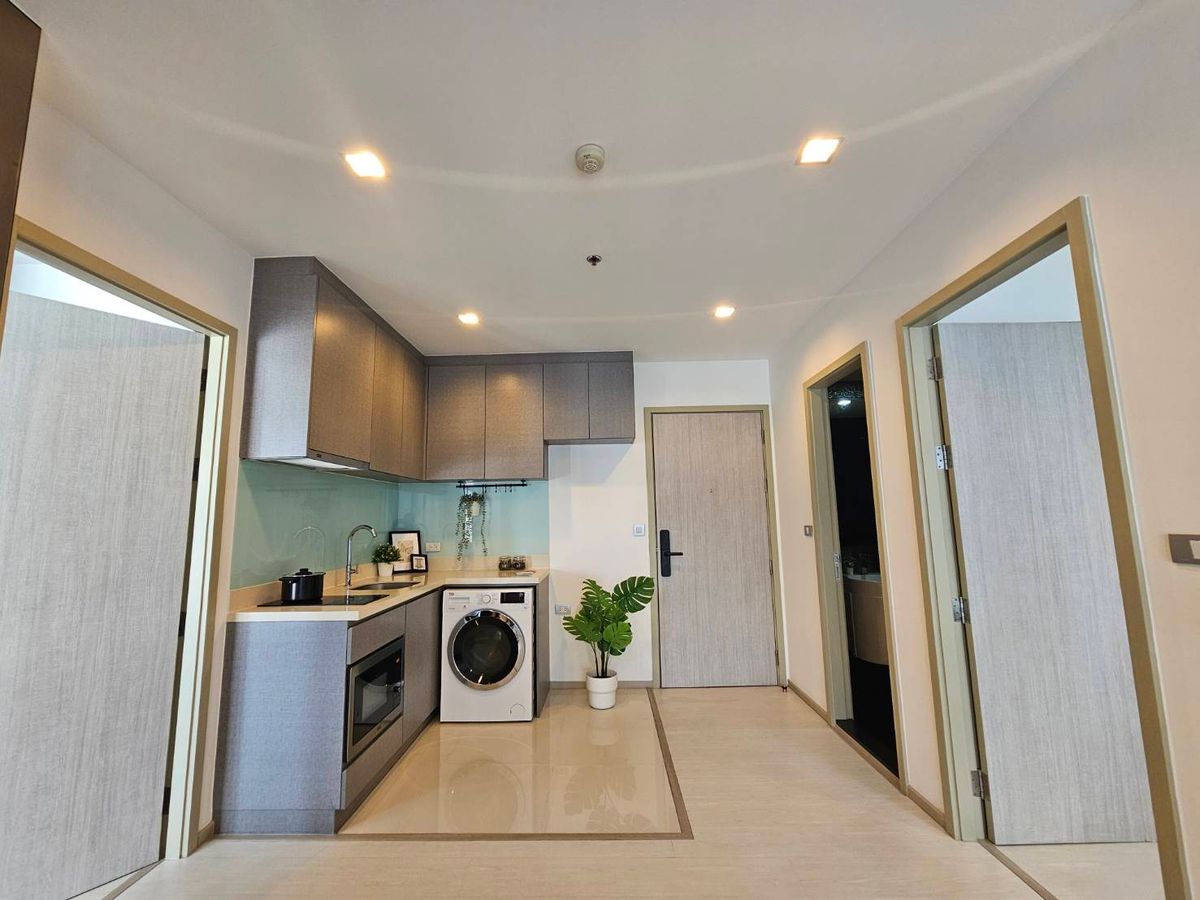 For SaleCondoSukhumvit, Asoke, Thonglor : Hot Deal !!!!! Rhythm Sukhumvit 36-38 2 bedrooms near BTS Thonglor only 7.9m Contact 065-6641496 (Emmy)