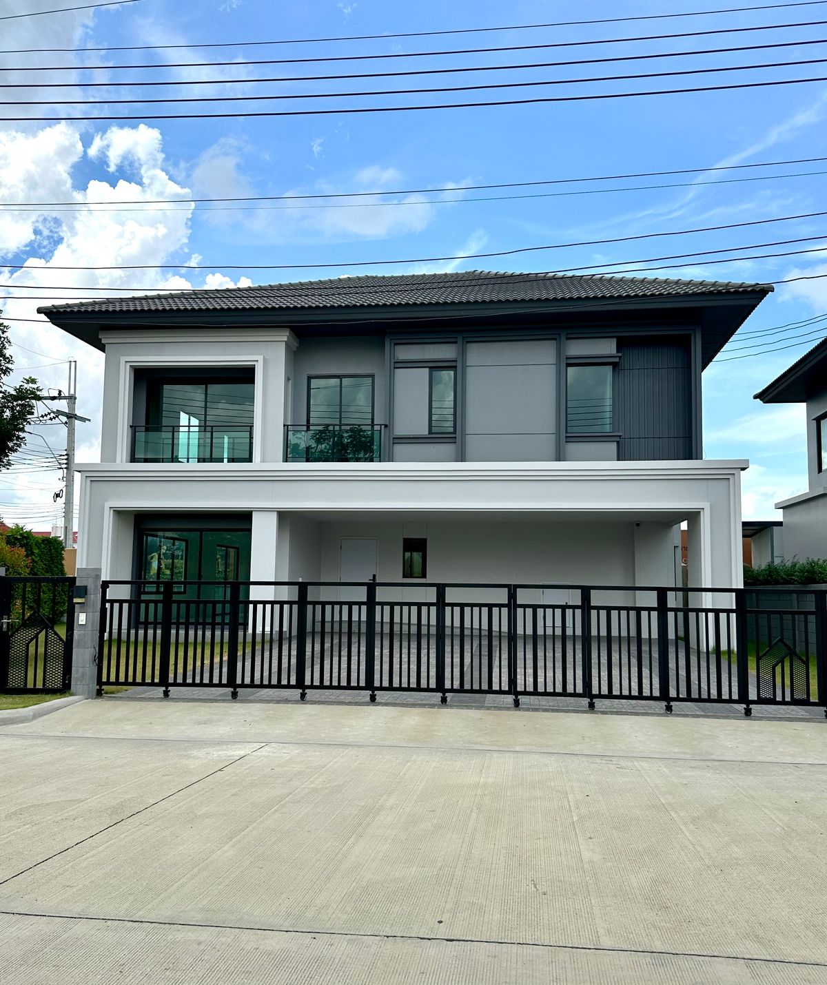 ขายบ้านบางนา แบริ่ง ลาซาล : บ้านเดี่ยวหรูใกล้สนามบิน ผ่อนเพียง18,000❗️ ที่ดินใหญ่สุดในโครงการ