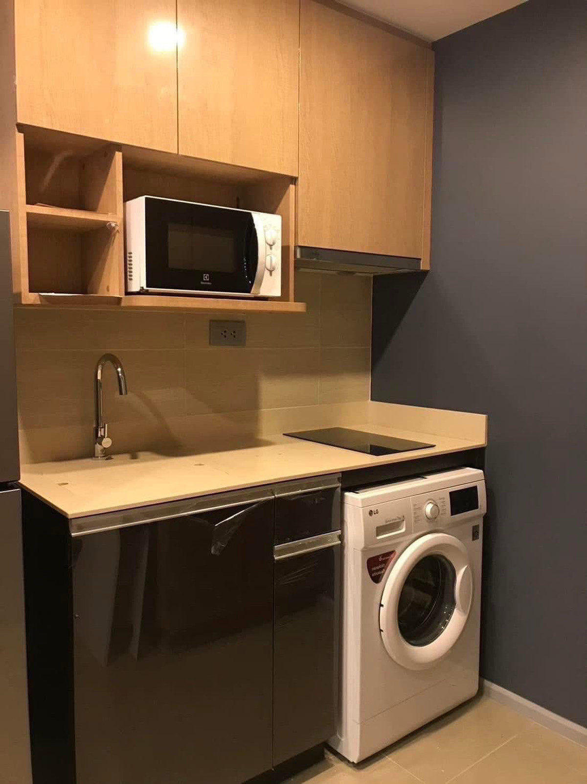 CondoRatchathewi,Phayathai : 💎 GT16175 | Condo Q Chidlom–Phetchaburi, convenient travel, near BTS, shuttle available, fully furnished. Ready to move in immediately