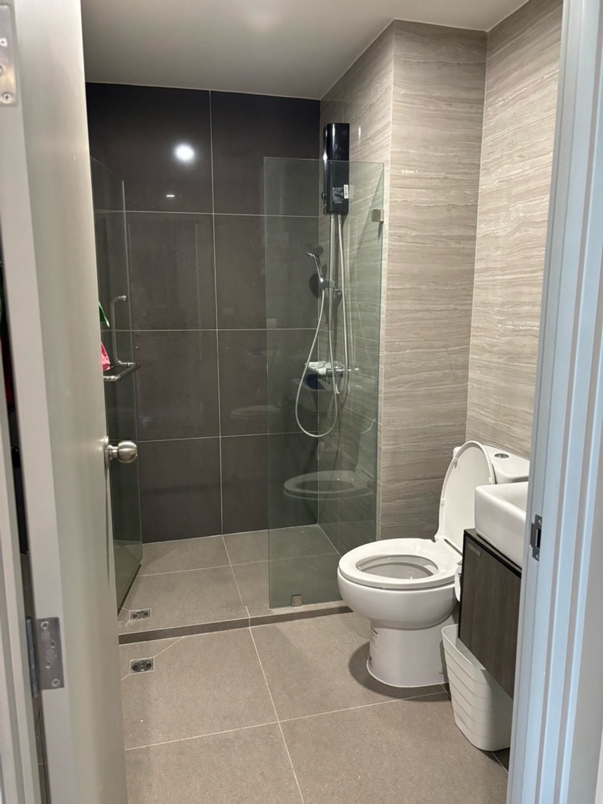 ให้เช่าคอนโดปิ่นเกล้า จรัญสนิทวงศ์ : ✨ ห้องว่างพร้อมเข้า The Parkland Charan - Pinklao 🥘ครัวแยก